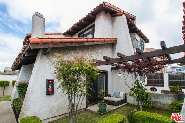 2603 ROCKEFELLER Lane, Redondo Beach, California 90278, 2 Bedrooms Bedrooms, ,1 BathroomBathrooms,Residential,Sold,ROCKEFELLER,20578420