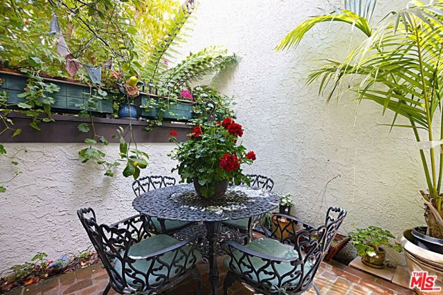 2 Bed Home for Sale in Pacific Palisades, California