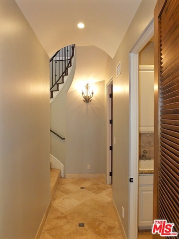 713 JUANITA Avenue, Redondo Beach, California 90277, 3 Bedrooms Bedrooms, ,3 BathroomsBathrooms,Residential,Sold,JUANITA,18338384