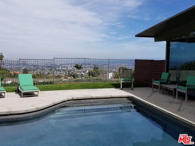 53 AVENIDA CORONA, Rancho Palos Verdes, California 90275, 3 Bedrooms Bedrooms, ,3 BathroomsBathrooms,Residential,Sold,AVENIDA CORONA,17225132