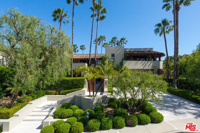 Photo of 3348 CLERENDON Road, Beverly Hills, CA 90210