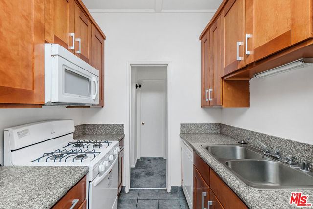  Income Home for Sale in Culver City, California