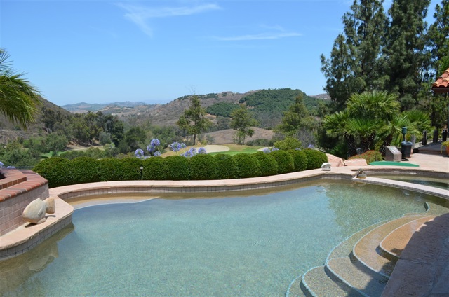 29590 Vista Valley Dr