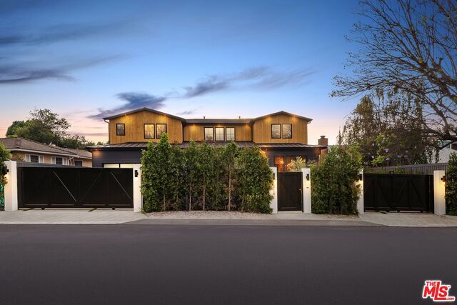 5 Bed Home for Sale in Studio City, California