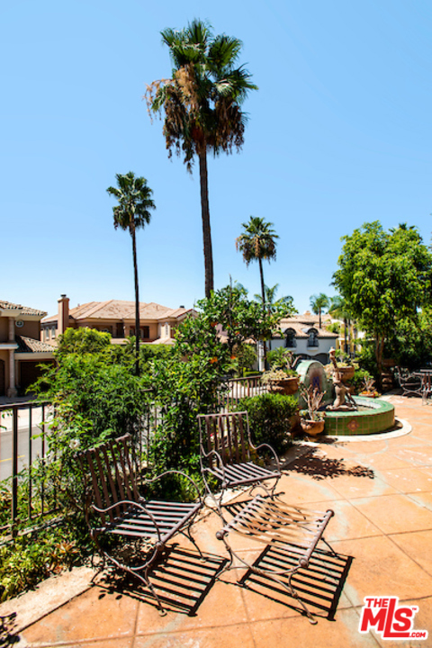 4 Bed Home for Sale in Pacific Palisades, California