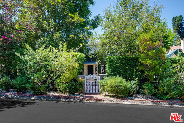 4 Bed Home for Sale in Los Angeles, California