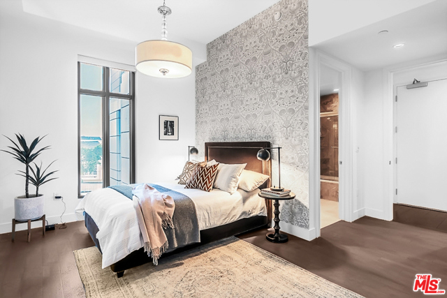 2 Bed Home for Sale in Los Angeles, California