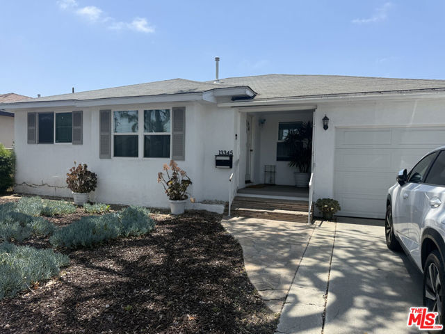 feature listing property photo