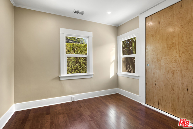 3 Bed Home for Sale in Los Angeles, California
