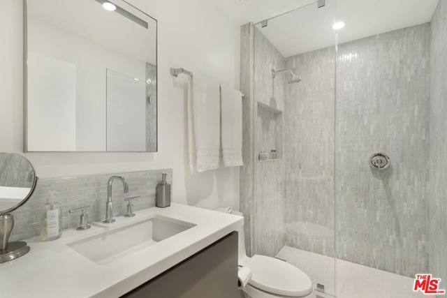 4 Bed Home for Sale in Los Angeles, California