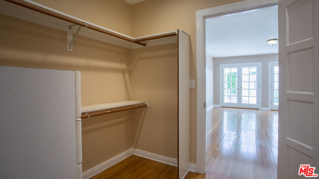 5 Bed Home for Sale in Encino, California