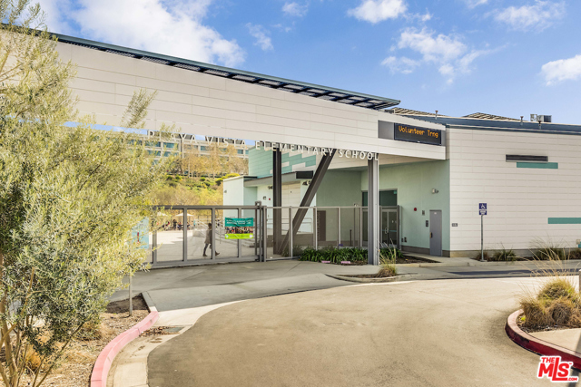 2 Bed Home for Sale in Playa Vista, California