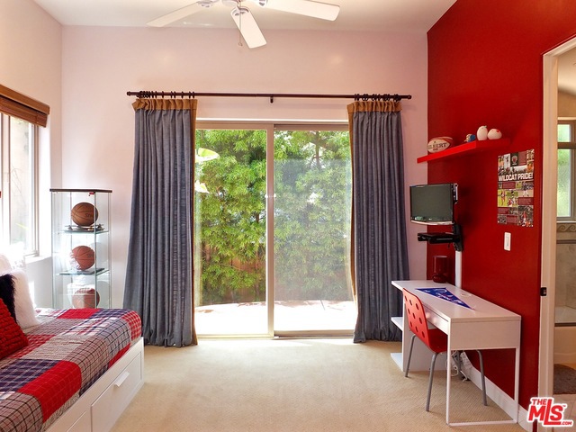 713 JUANITA Avenue, Redondo Beach, California 90277, 3 Bedrooms Bedrooms, ,3 BathroomsBathrooms,Residential,Sold,JUANITA,18338384