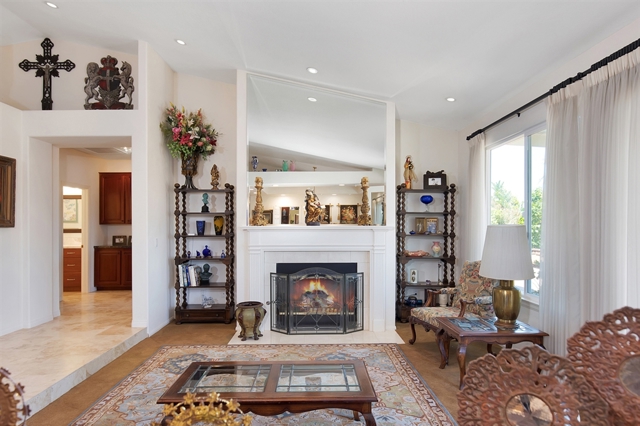 2069 Oak Glen Dr