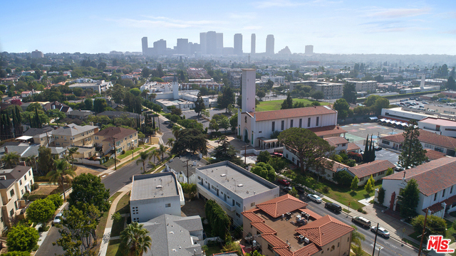  Income Home for Sale in Los Angeles, California