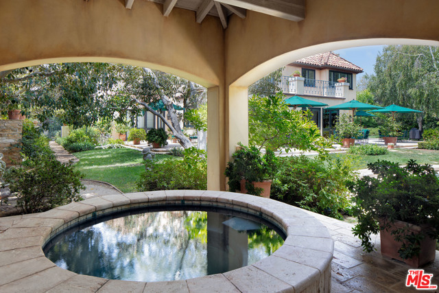 5 Bed Home for Sale in Los Angeles, California