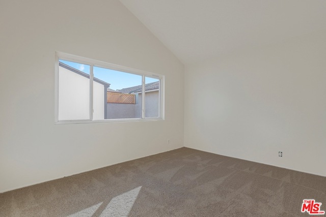 4 Bed Home for Sale in Hawthorne, California