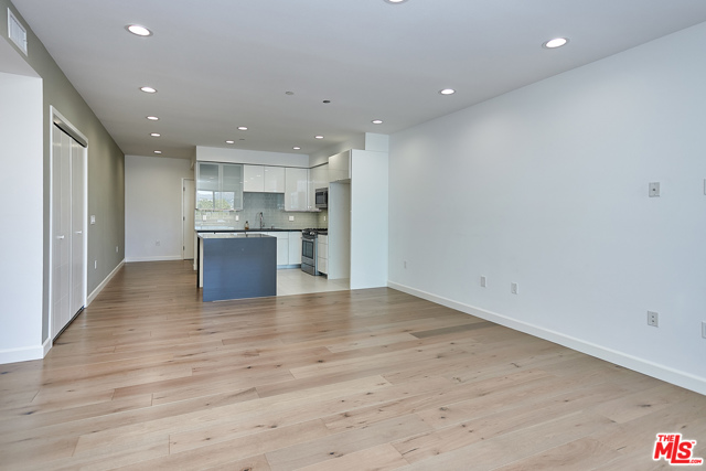 2 Bed Home for Sale in Los Angeles, California