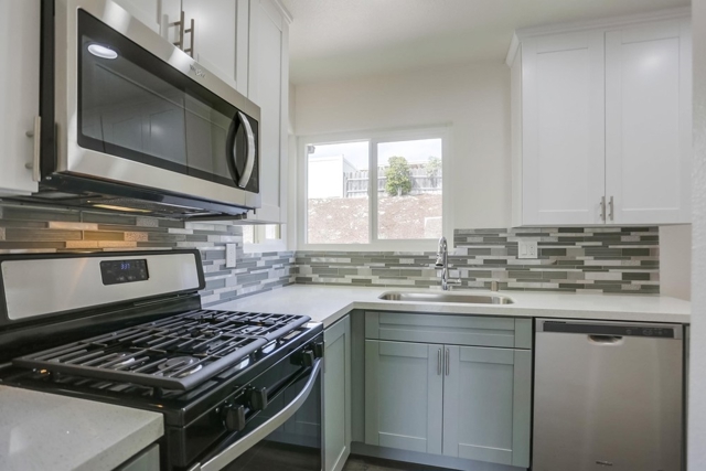 4538 Golden Ridge Dr