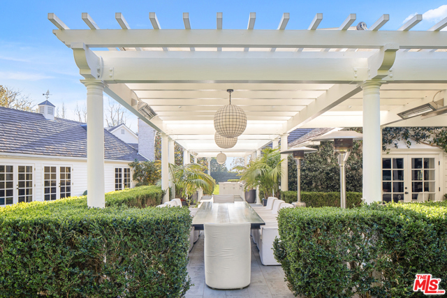 5 Bed Home for Sale in Beverly Hills, California