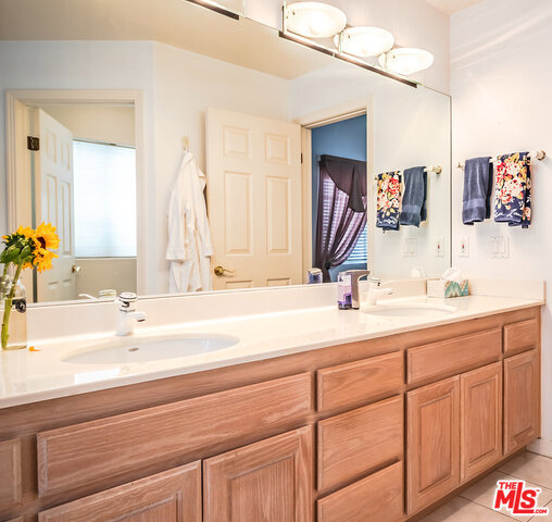 209 JUANITA Avenue, Redondo Beach, California 90277, 3 Bedrooms Bedrooms, ,2 BathroomsBathrooms,Residential,Sold,JUANITA,18363116