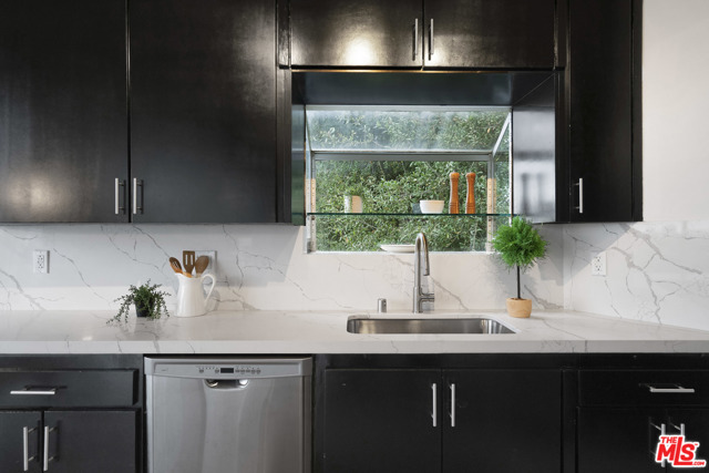 2 Bed Home for Sale in Los Angeles, California
