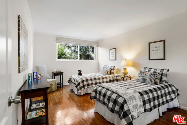 2 Bed Home for Sale in Los Angeles, California