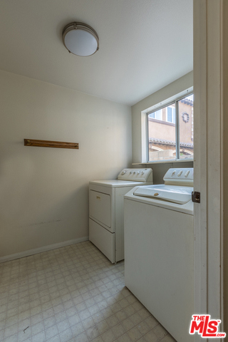 2014 GATES Avenue, Redondo Beach, California 90278, 4 Bedrooms Bedrooms, ,3 BathroomsBathrooms,Residential,Sold,GATES,18308868