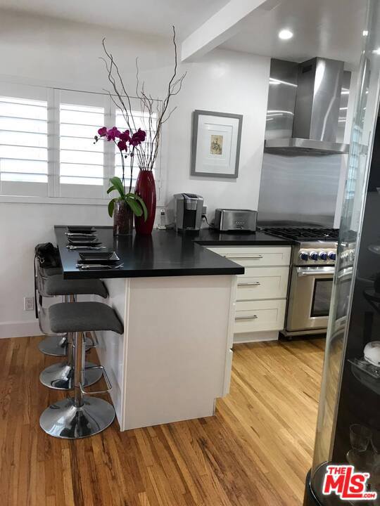 333 19Th Street, Manhattan Beach, California 90266, 5 Bedrooms Bedrooms, ,3 BathroomsBathrooms,Residential,Sold,19Th,21678480