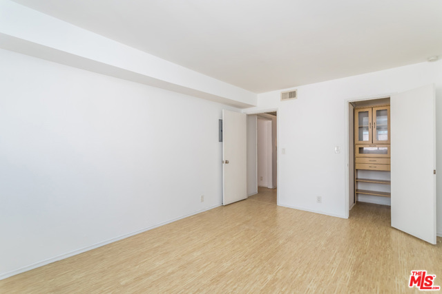 1 Bed Home for Sale in West Hollywood, California