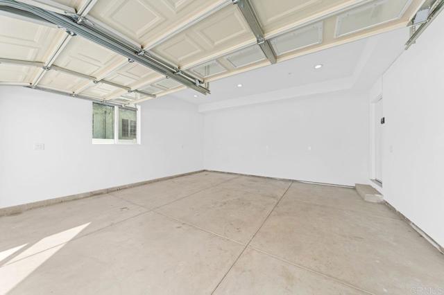 7 Bed Home for Sale in Los Angeles, California