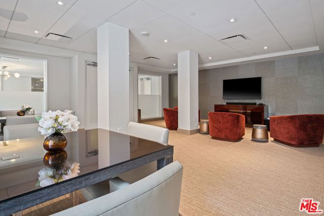 2 Bed Home for Sale in Los Angeles, California