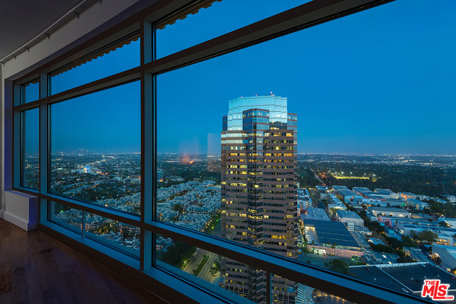 3 Bed Home for Sale in Los Angeles, California