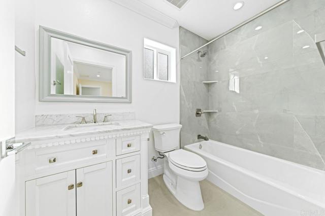 7 Bed Home for Sale in Los Angeles, California