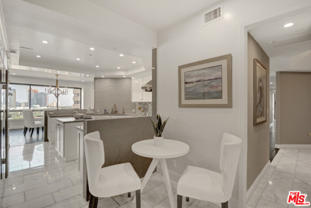2 Bed Home for Sale in Los Angeles, California
