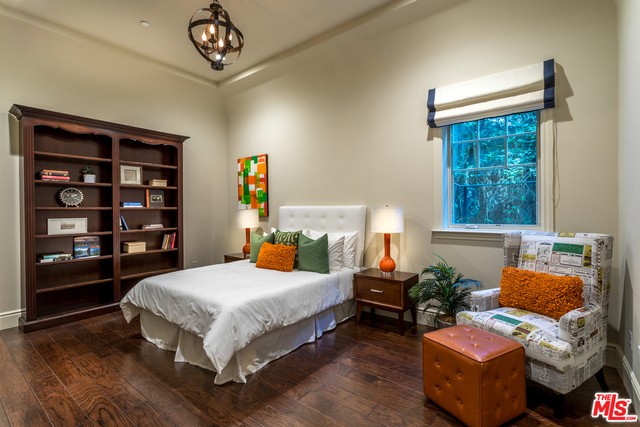 4 Bed Home for Sale in Sherman Oaks, California