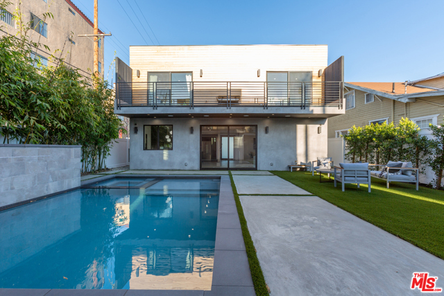 5 Bed Home for Sale in Venice, California