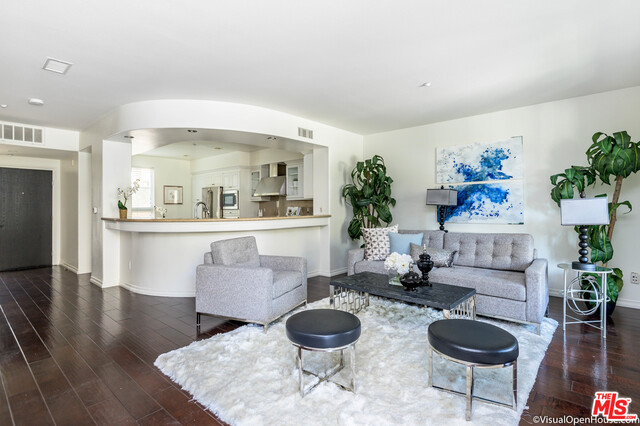 2 Bed Home for Sale in Playa Vista, California