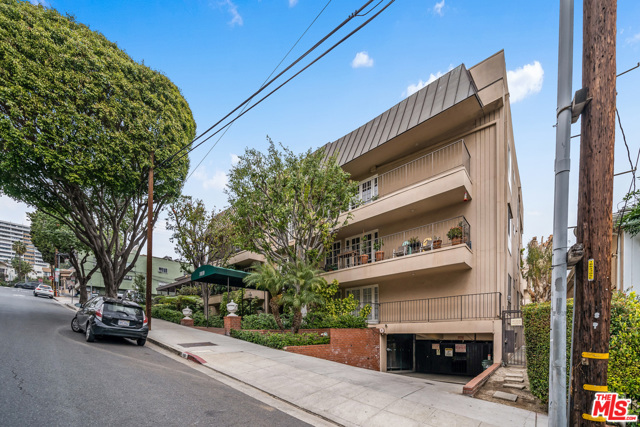 1 Bed Home for Sale in West Hollywood, California