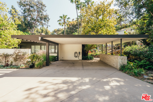 3 Bed Home for Sale in Pacific Palisades, California