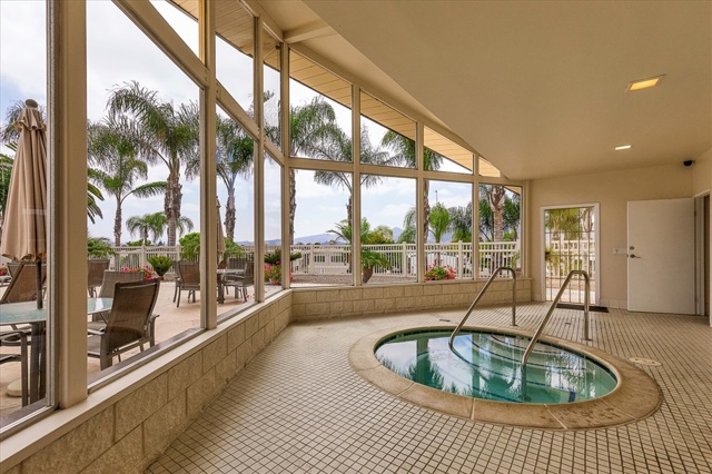 650 S Rancho Santa Fe Rd
