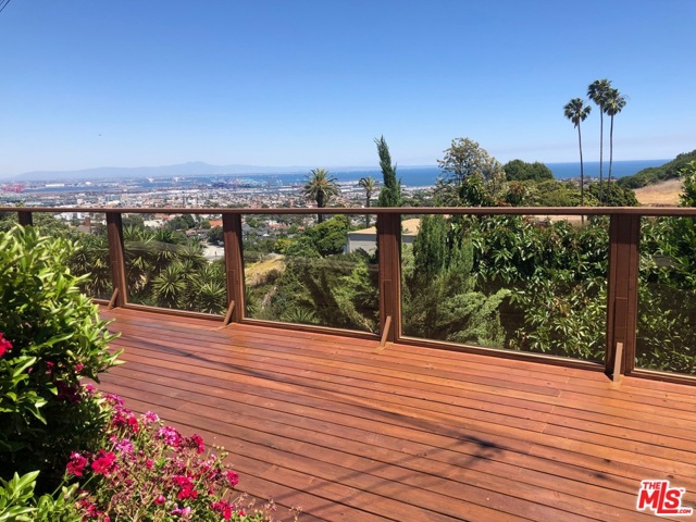 2144 CHANDELEUR Drive, Rancho Palos Verdes, California 90275, 3 Bedrooms Bedrooms, ,3 BathroomsBathrooms,Residential,Sold,CHANDELEUR,20590882