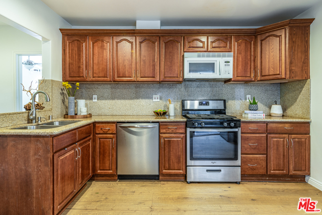  Income Home for Sale in Los Angeles, California