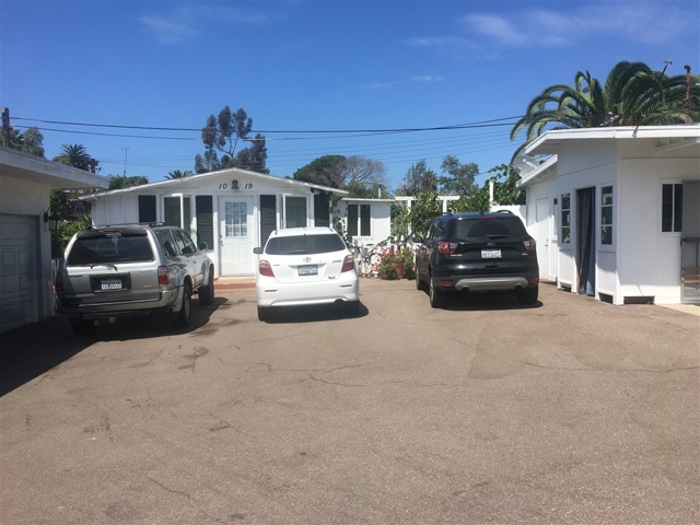 1017 Crest View Road