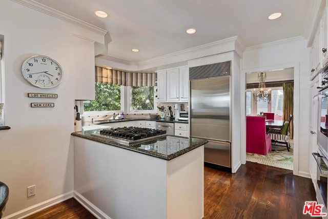 5 Bed Home for Sale in Pacific Palisades, California