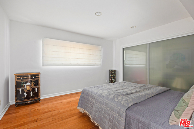5 Bed Home for Sale in Encino, California