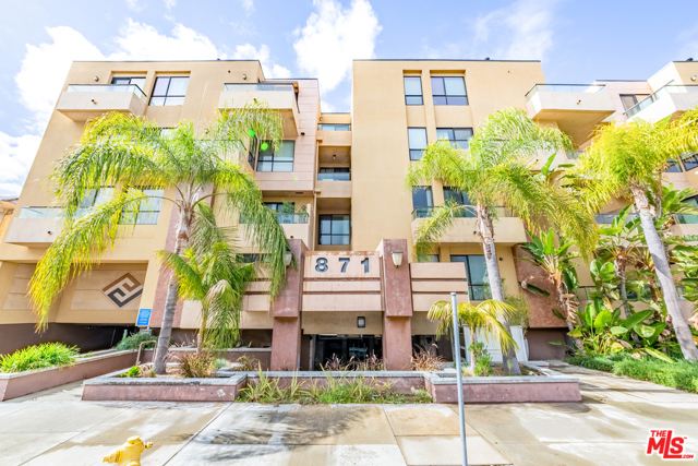 3 Bed Home for Sale in Los Angeles, California
