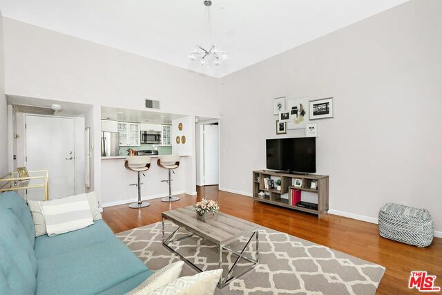 2 Bed Home for Sale in Los Angeles, California