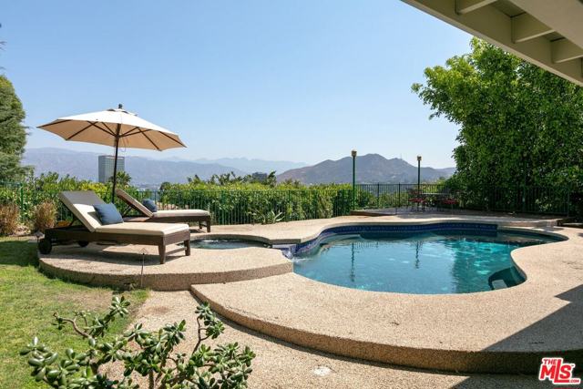 3 Bed Home for Sale in Studio City, California