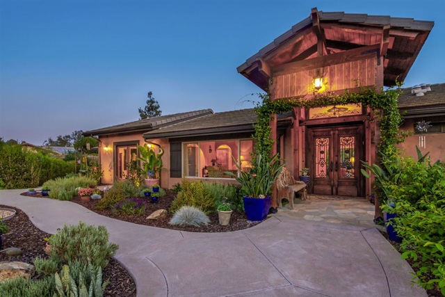 6457 Camino Del Rey